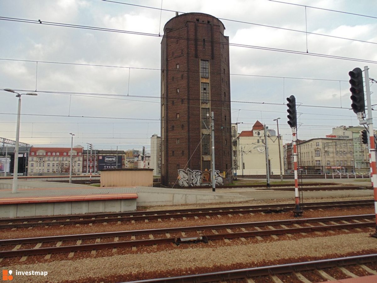 Zdjęcie [Katowice] Wieża Ciśnień, ul. Dworcowa fot. Damian Daraż 