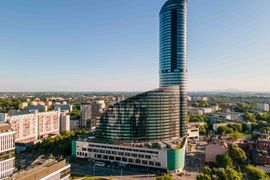 Operator sieci Burger King i Popeyes w Polsce otwiera biuro w Sky Tower [ZDJĘCIA]