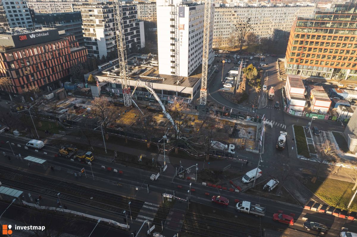 Zdjęcie Powstańców 7D fot. Jakub Zazula 