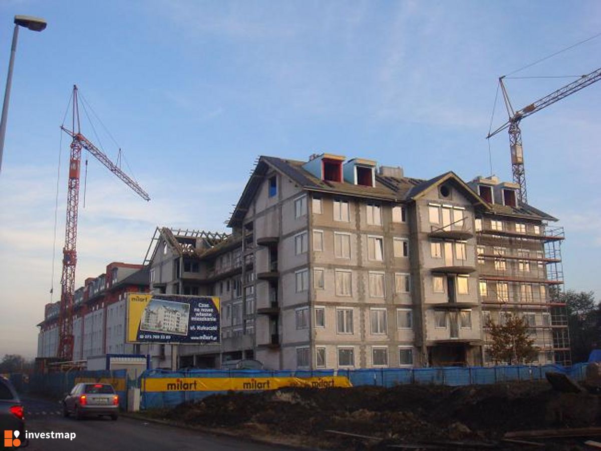 Zdjęcie [Wrocław] Budynek wielorodzinny, ul. Kukuczki 3 fot. Jan Augustynowski