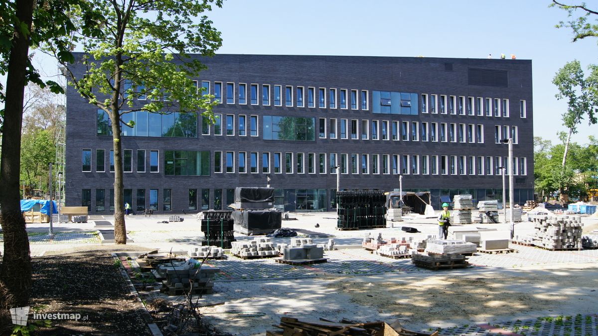 Zdjęcie [Wrocław] Kompleks Edukacyjno-Badawczy "GeoCentrum" (Politechnika Wrocławska) fot. akcentoffice 