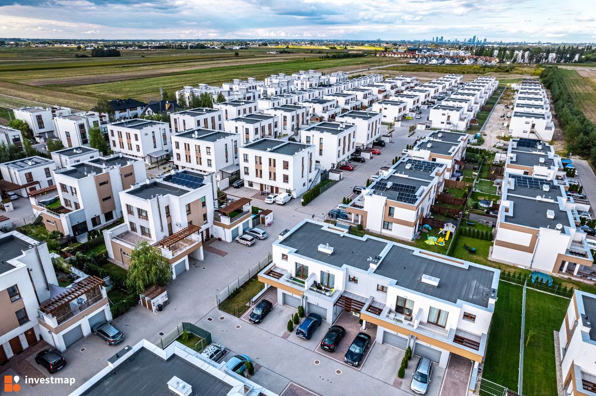 Wizualizacja Lake Village V dodał Wojciech Jenda
