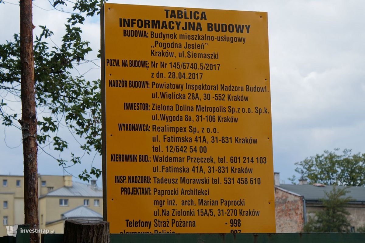 Zdjęcie [Kraków] Budynek Mieszkalno - Usługowy, ul. Siemaszki fot. Damian Daraż 