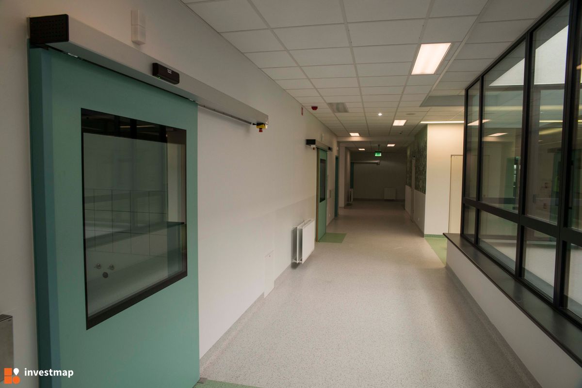 Zdjęcie [Wrocław] Klinika Transplantacji Szpiku, Onkologii i Hematologii Dziecięcej "Przylądek Nadziei" fot. Jan Hawełko 