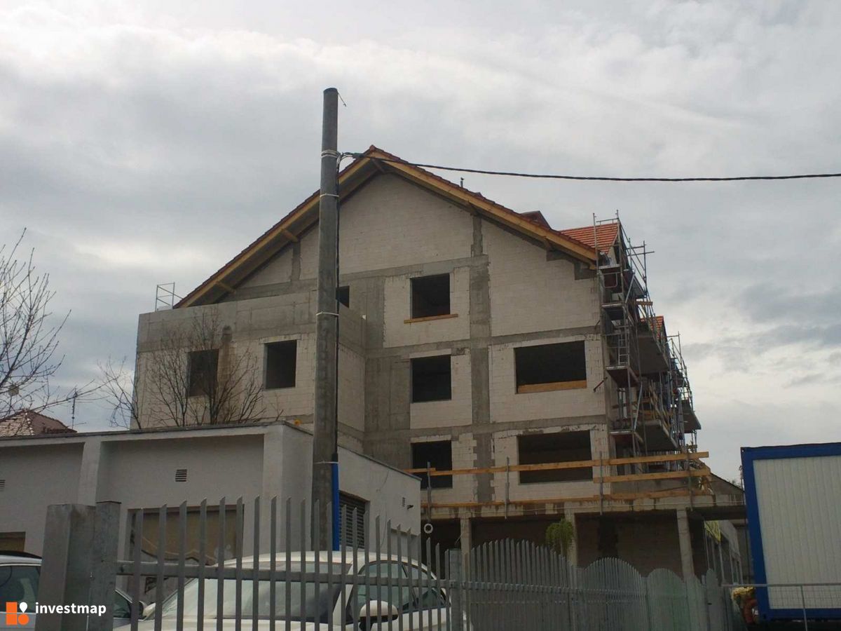 Zdjęcie [Wrocław] Budynek wielorodzinny "Partynicka 27" fot. Orzech 