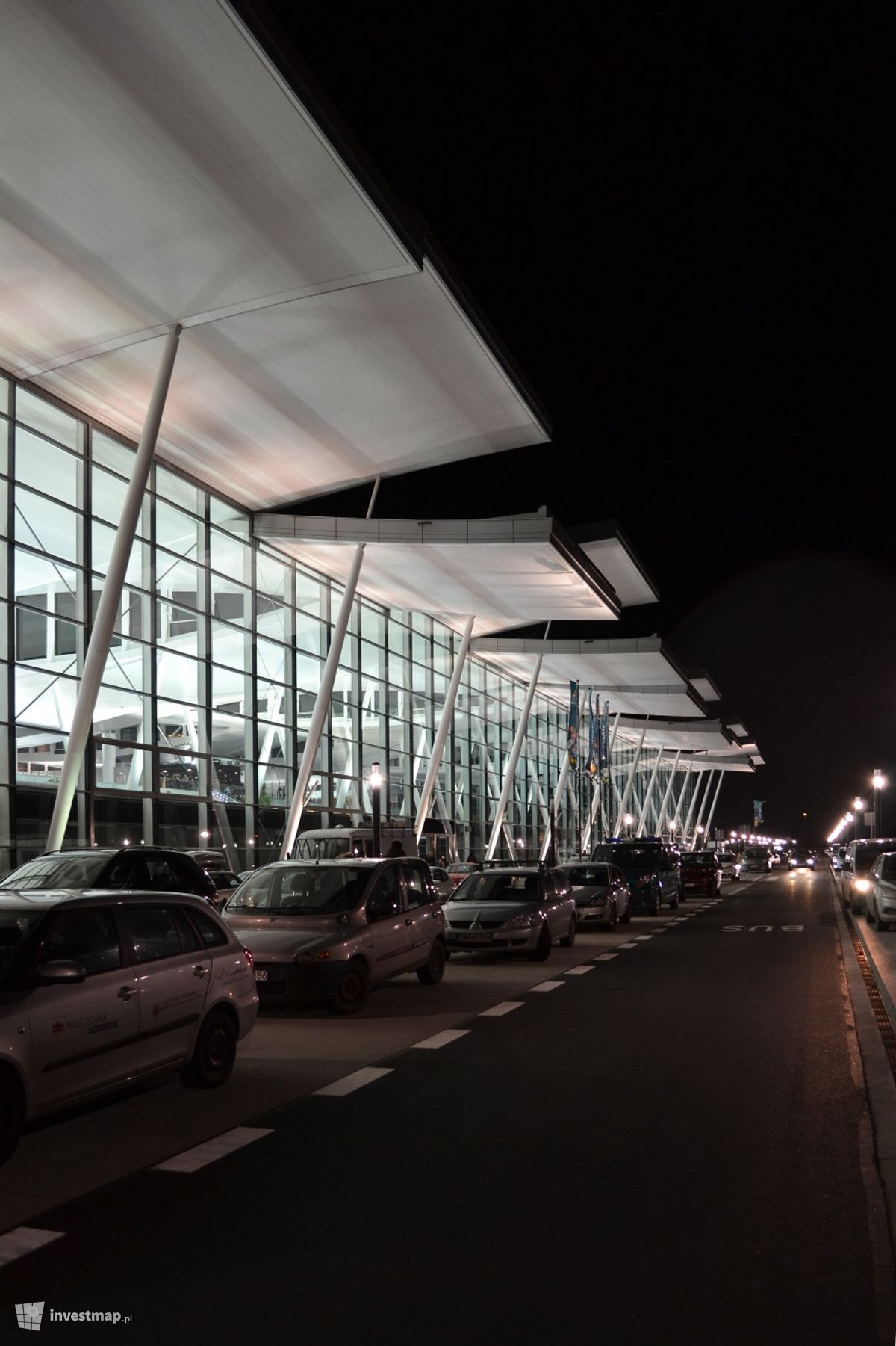 Zdjęcie [Wrocław] Rozbudowa terminala i nowy port lotniczy fot. alsen strasse 67 