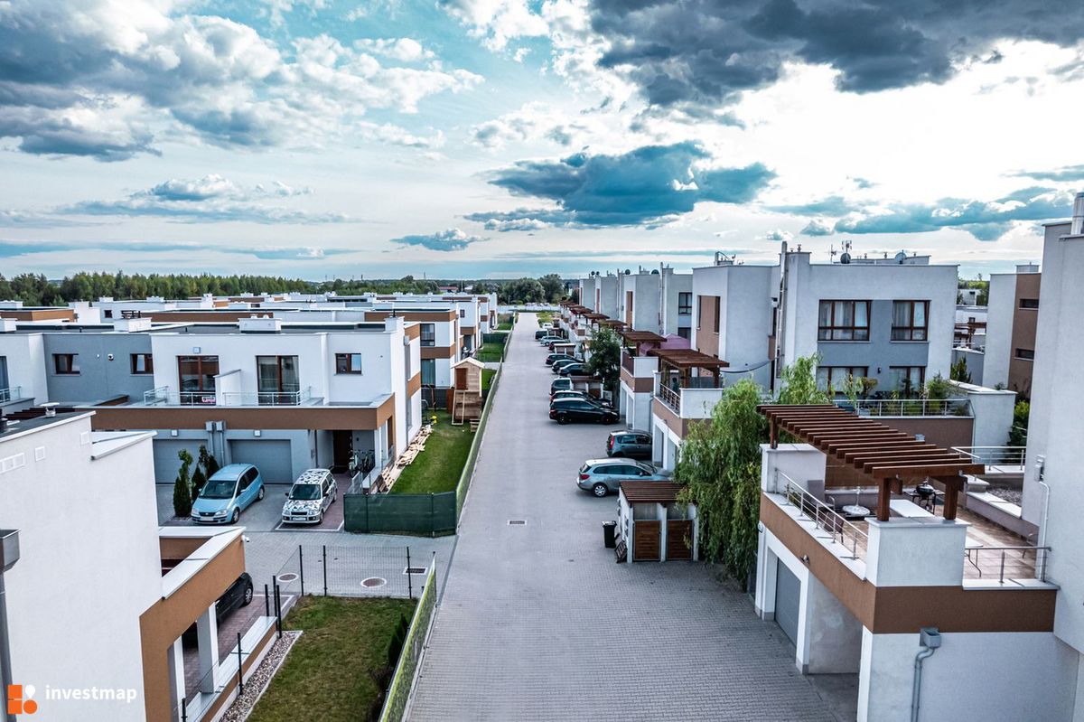 Wizualizacja Lake Village V dodał Wojciech Jenda