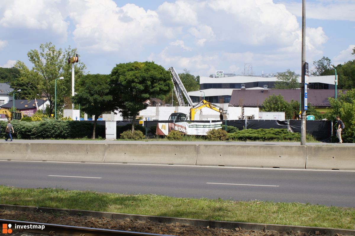 Zdjęcie [Kraków] Mc Donald`s, ul. Wadowicka fot. Damian Daraż 