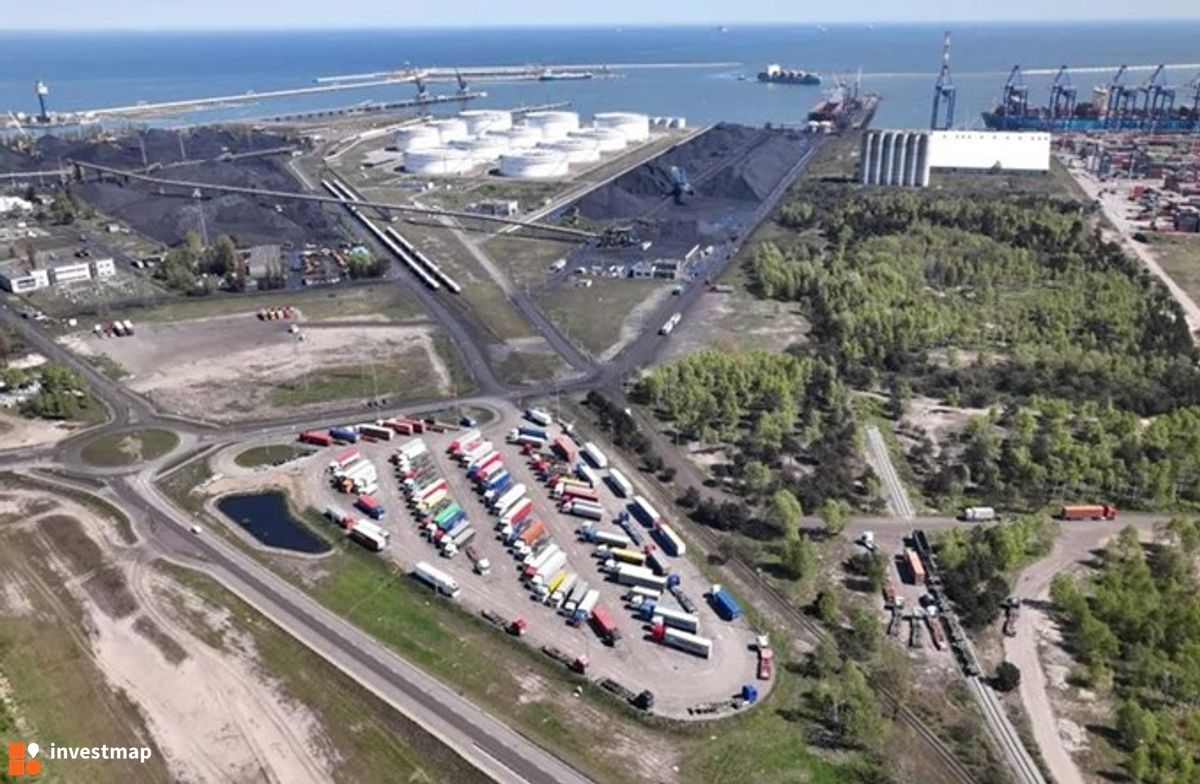 Wizualizacja Głębokowodny terminal zbożowy dodał Wojciech Jenda