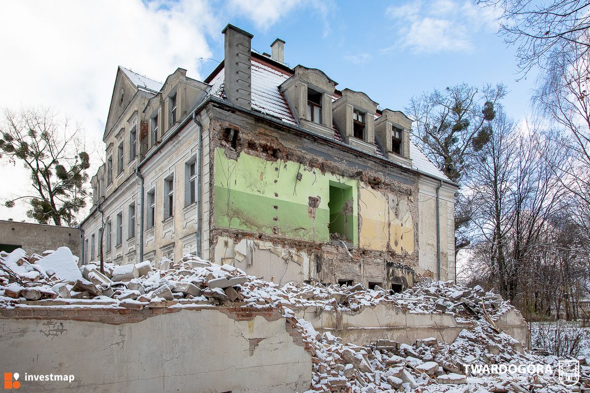 Zdjęcie Pałac (rewitaryzacja) fot. Orzech 