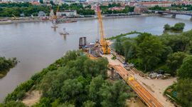 W Warszawie trwa budowa nowego mostu pieszo-rowerowego przez Wisłę [FILM + WIZUALIZACJE]