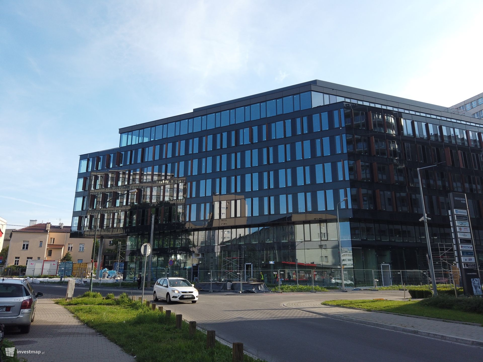 W Krakowie kończy się budowa biurowca Mogilska 35 Office 