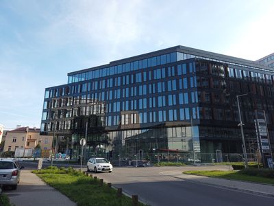 W Krakowie dobiega końca budowa biurowca Mogilska 35 Office [ZDJĘCIA]