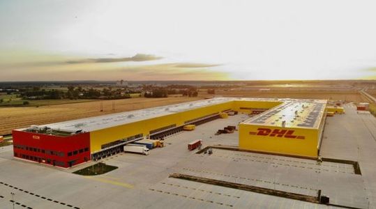 DHL oficjalnie otwiera nowe, wielkie Międzynarodowe Centrum Logistyczne w Polsce