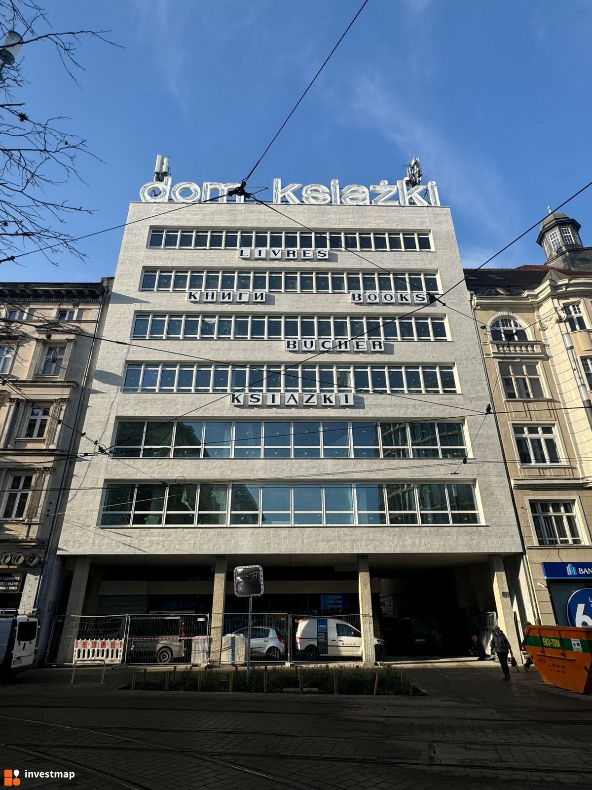 Zdjęcie [Poznań] Dom Książki fot. Jan Augustynowski