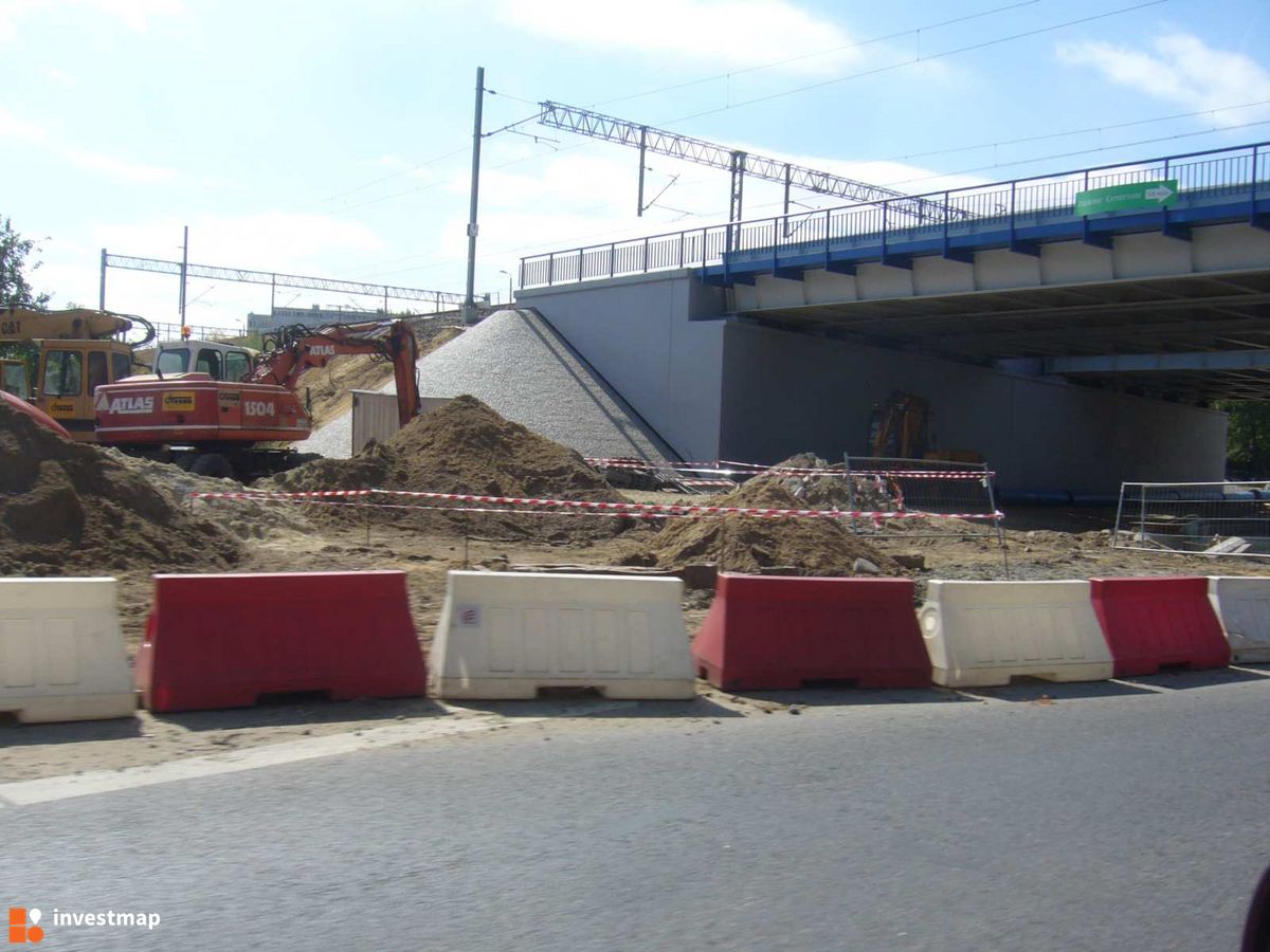 Zdjęcie [Wrocław] Wiadukt kolejowy, ul. Popowicka (remont) fot. Orzech 