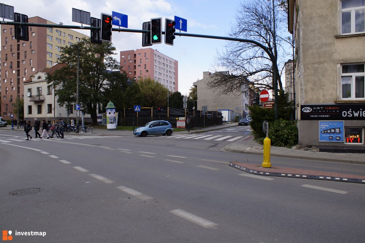 Zdjęcie [Kraków] Budynek wielorodzinny "Bronowicka 65" fot. Damian Daraż 