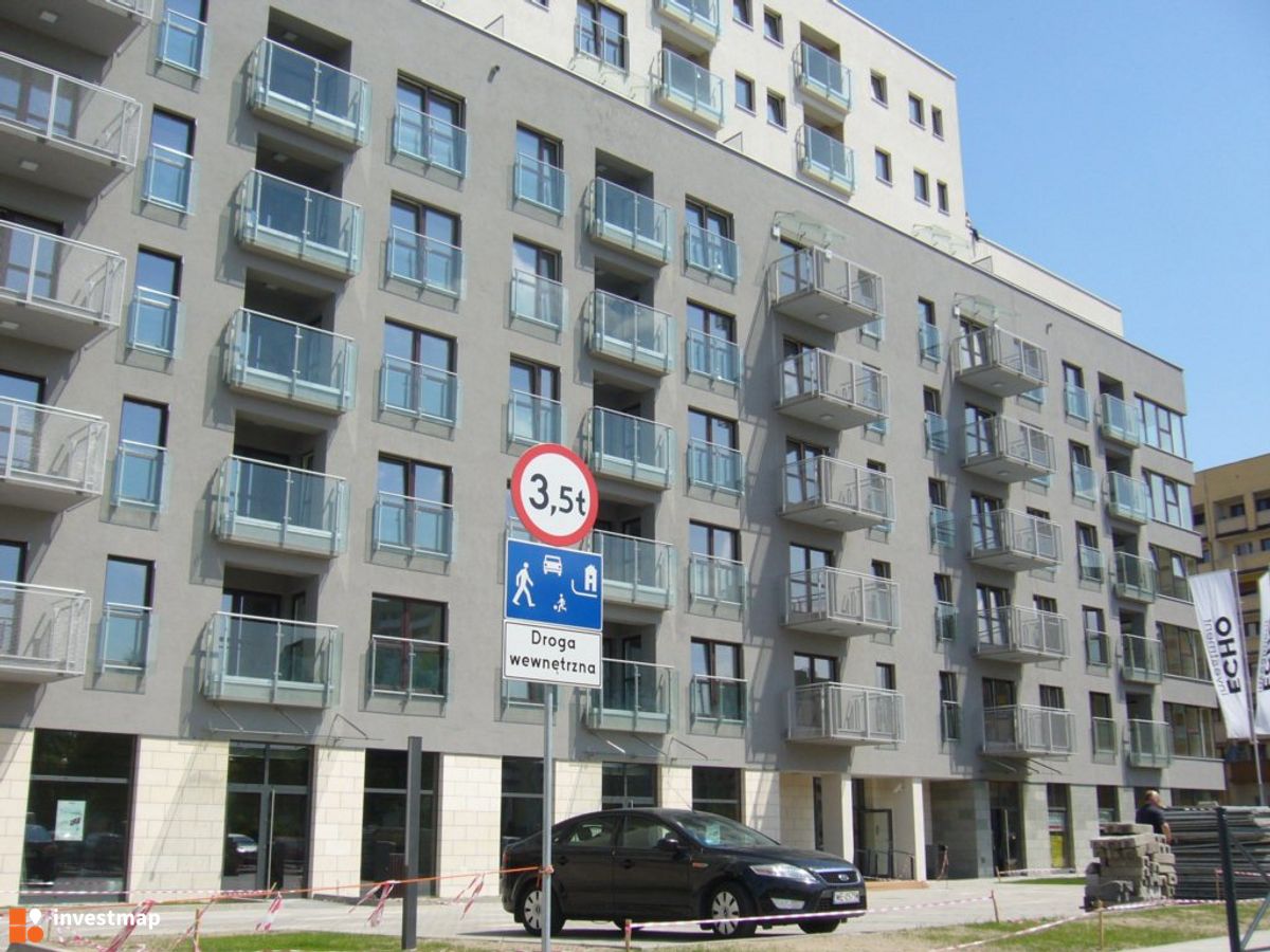 Zdjęcie [Wrocław] Kompleks mieszkaniowy "Przy Słowiańskim Wzgórzu" fot. Orzech 
