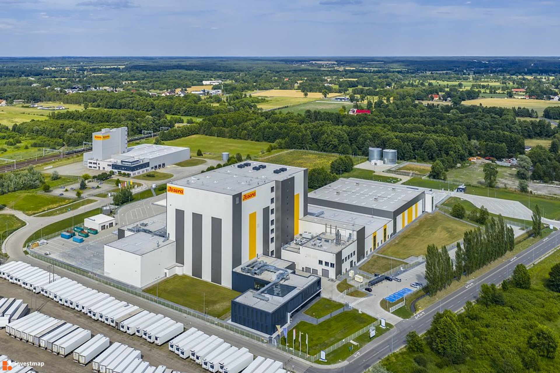 W Wielkopolsce powstała jedna z najnowocześniejszych fabryk karmy suchej dla zwierząt domowych w Europie