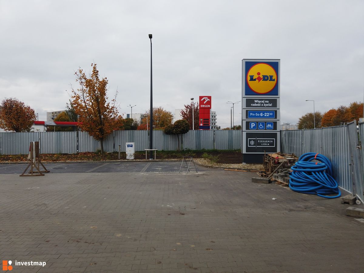 Zdjęcie Lidl, ul. Okulickiego fot. Damian Daraż 