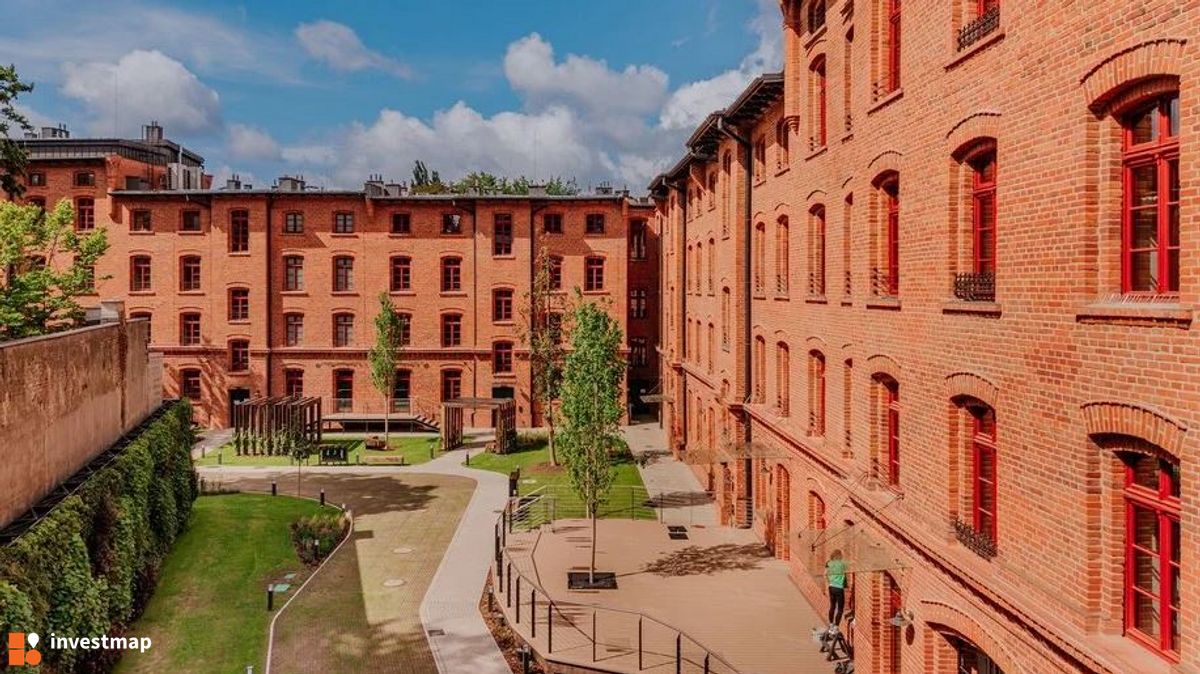 Zdjęcie Remont famuły, ul. Ogrodowa 24 fot. Orzech 
