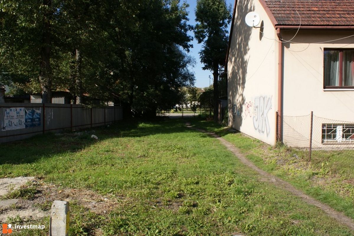 Zdjęcie [Kraków] Budynek Mieszkalny, ul. Dobrego Pasterza 91 fot. Damian Daraż 