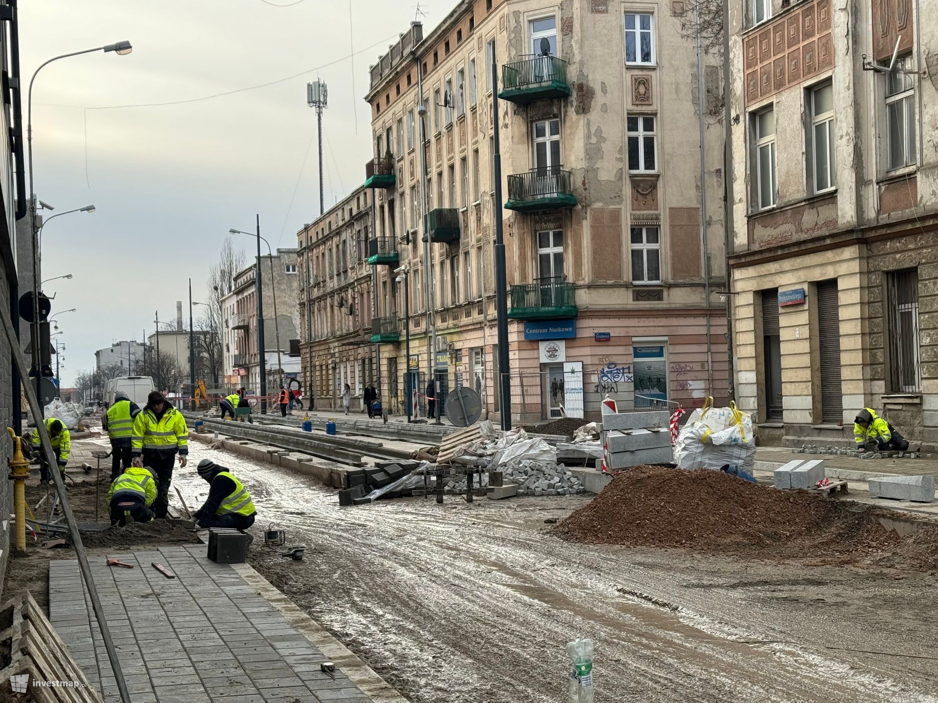 W Łodzi trwa remont ulicy Przybyszewskiego. 99% niższy czynsz i ulgi dla mieszkańców 