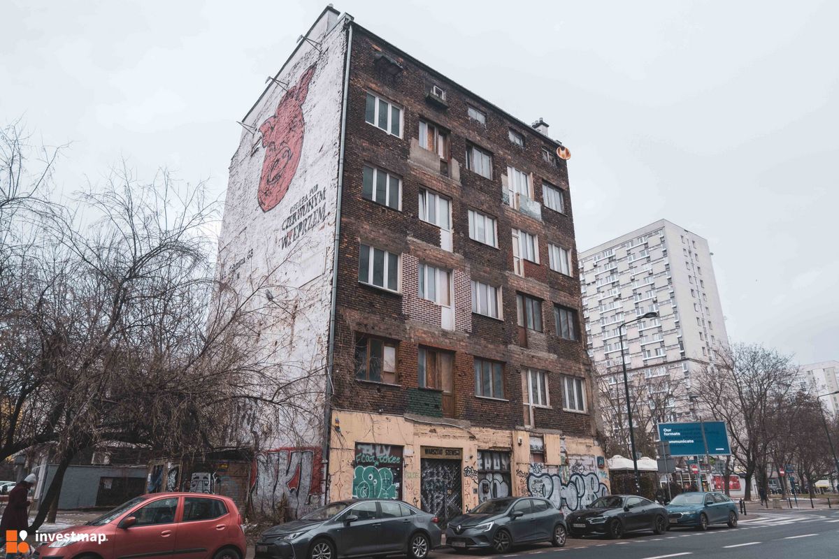 Zdjęcie Grzybowska 46 fot. Jakub Zazula 