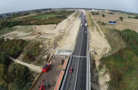 Trwają prace na podwarszawskim odcinku drogi ekspresowej S7 Modlin – Czosnów [ZDJĘCIA]