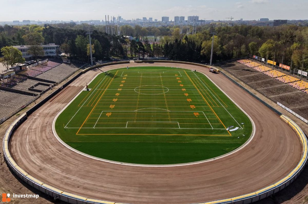 Zdjęcie Kompleks sportowy przy ul. Warmińskiej fot. Orzech 