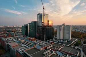 Są pieniądze na dokończenie budowy najwyższego budynku w Poznaniu