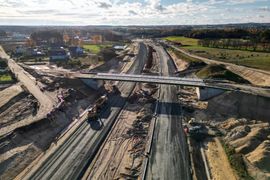 Postępują prace na budowie drogi ekspresowej S6 – Obwodnicy Metropolii Trójmiejskiej [FILMY+ZDJĘCIA]
