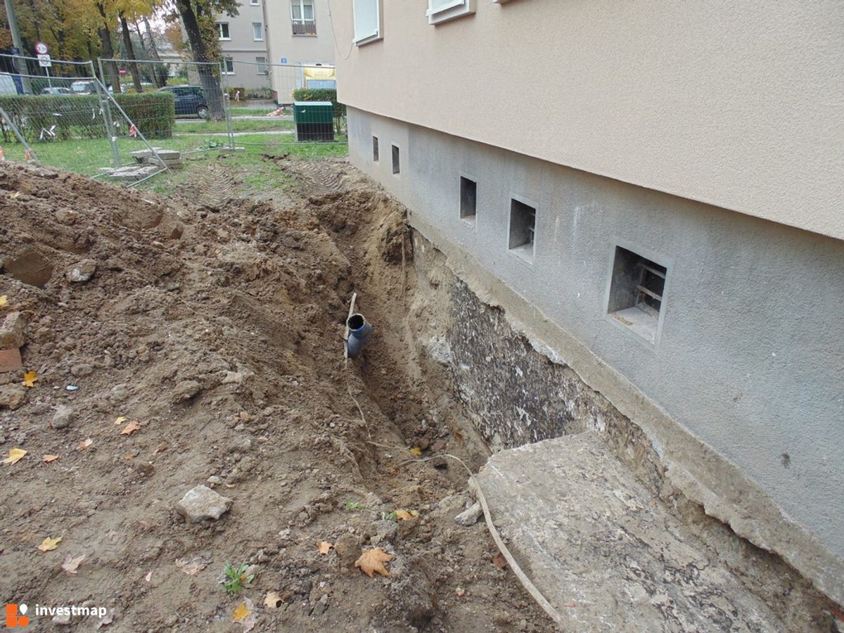 Zdjęcie [Kraków] Remont Elewacji, Os. Krakowiaków 41 fot. Damian Daraż 