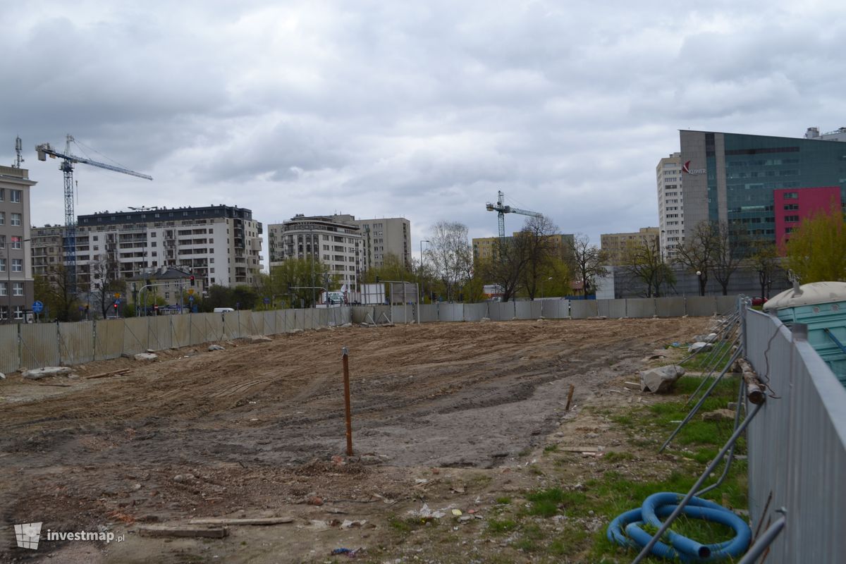 Zdjęcie [Warszawa] Biurowiec "Liner" (Domaniewska Business Center) fot. Jan Augustynowski