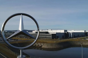 Mercedes planuje przenieść produkcję do Polski. Fabryka pod Berlinem zagrożona likwidacją