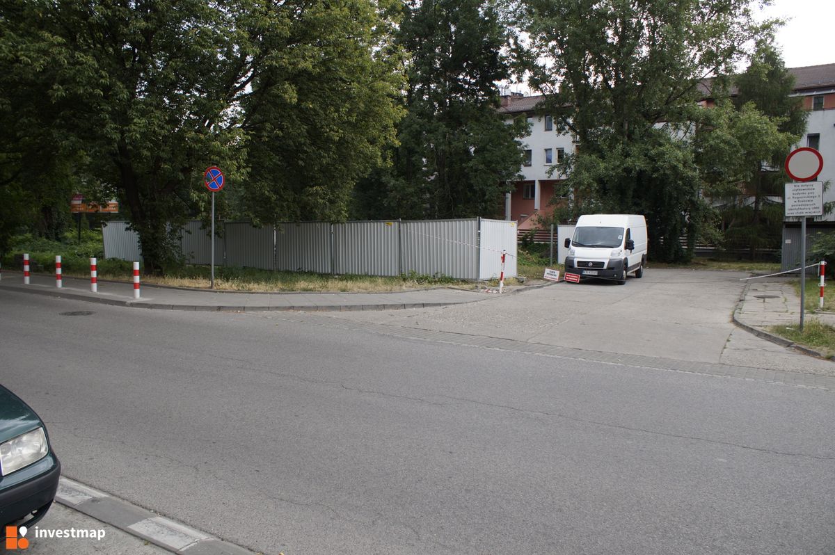 Zdjęcie [Kraków] Budynki Mieszkalne, ul. Rogozińskiego fot. Damian Daraż 