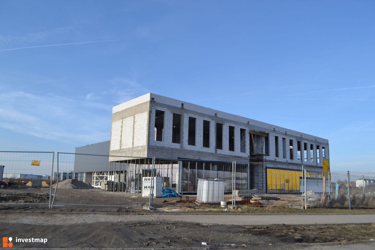 Zdjęcie [Wrocław] Budynek produkcyjno-magazynowo-biurowy, ul. Kwiatkowskiego fot. Jan Augustynowski