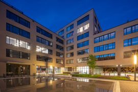 Szwedzka firma z branży zarządzania wierzytelnościami Intrum stawia na Wrocław
