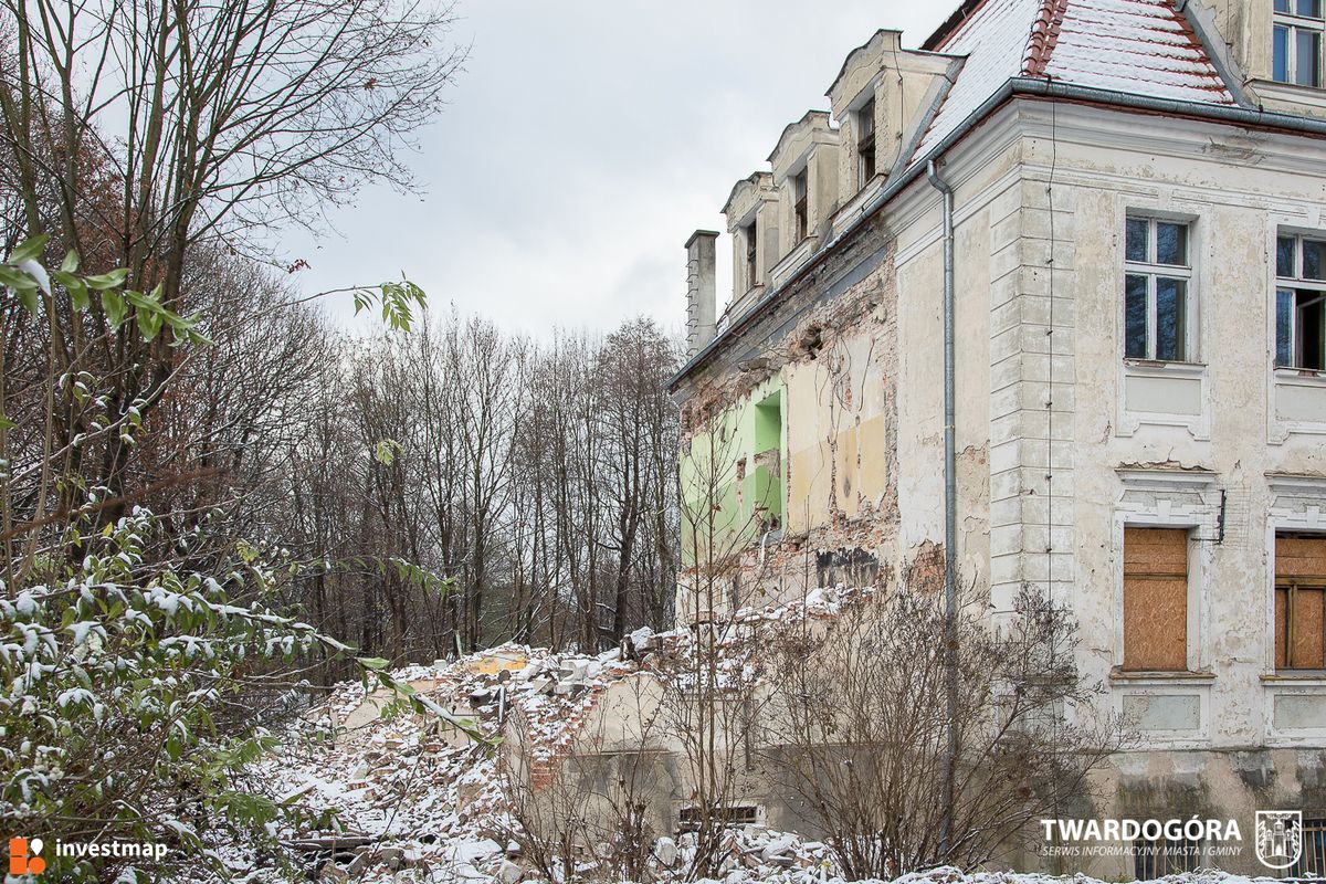Zdjęcie Pałac (rewitaryzacja) fot. Orzech 