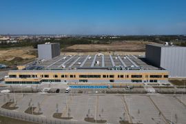 Northvolt zakończył w Gdańsku budowę największej w Europie fabryki magazynów energii [ZDJĘCIA]