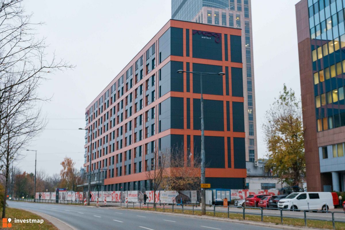 Zdjęcie Hotel Moxy Centrum Warszawa fot. Jakub Zazula 