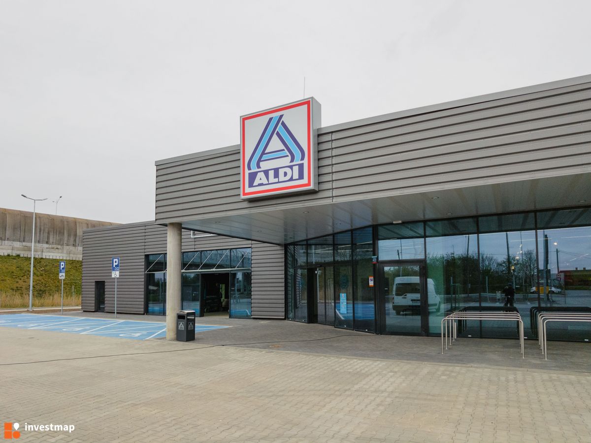 Zdjęcie Aldi, ul. Pełczyńska fot. Jakub Zazula 