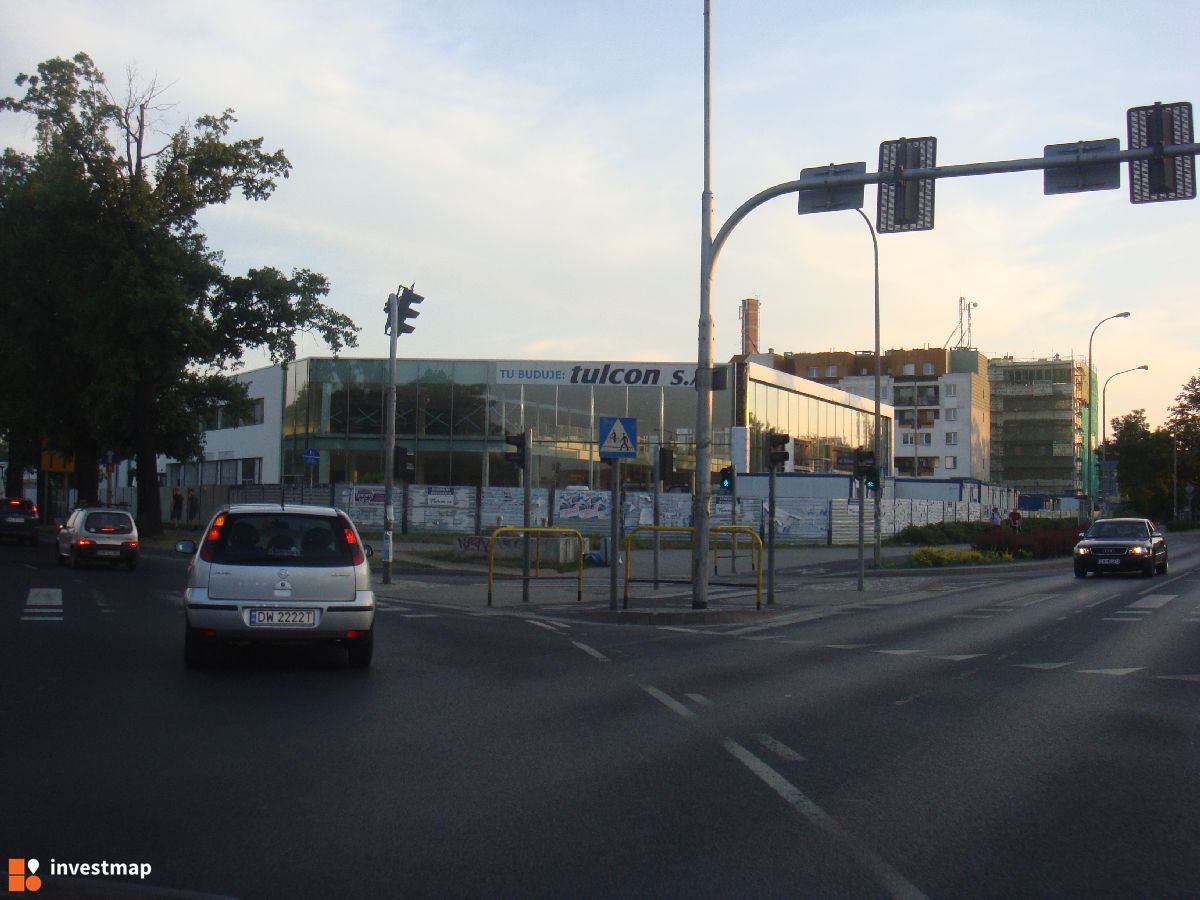 Zdjęcie [Wrocław] Nowy salon Volkswagena fot. Jan Augustynowski