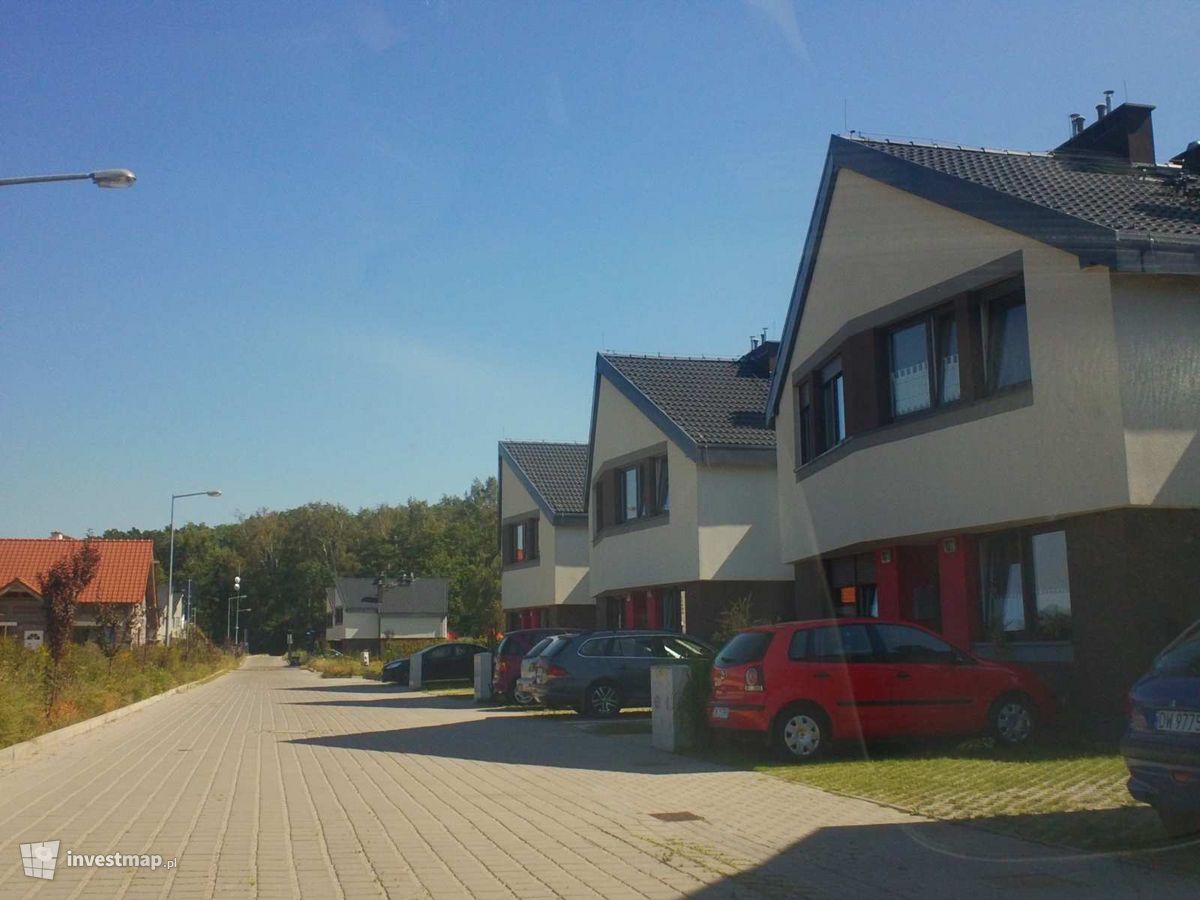 Zdjęcie [Wrocław] Osiedle domów jednorodzinnych "Willa ToTu!" fot. Orzech 