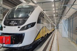 Koleje Dolnośląskie po pierwszym przeglądzie P4 w nowej hali serwisowej w Legnicy