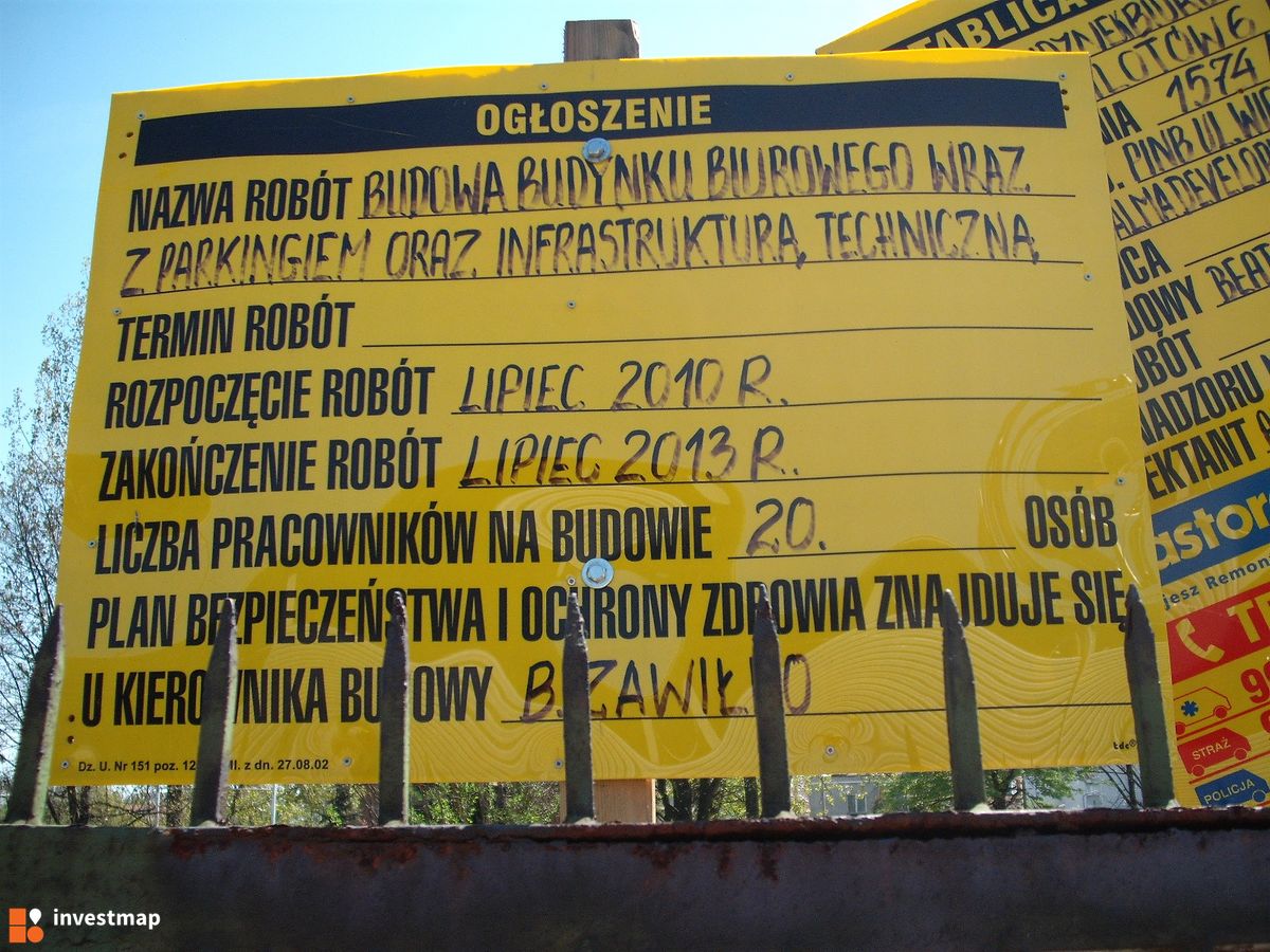 Zdjęcie Pilot Tower fot. Damian Daraż 