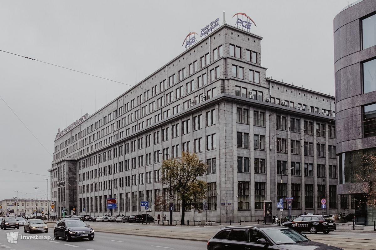 Zdjęcie [Warszawa]  Budynek Banku Gospodarstwa Krajowego fot. Jakub Zazula 