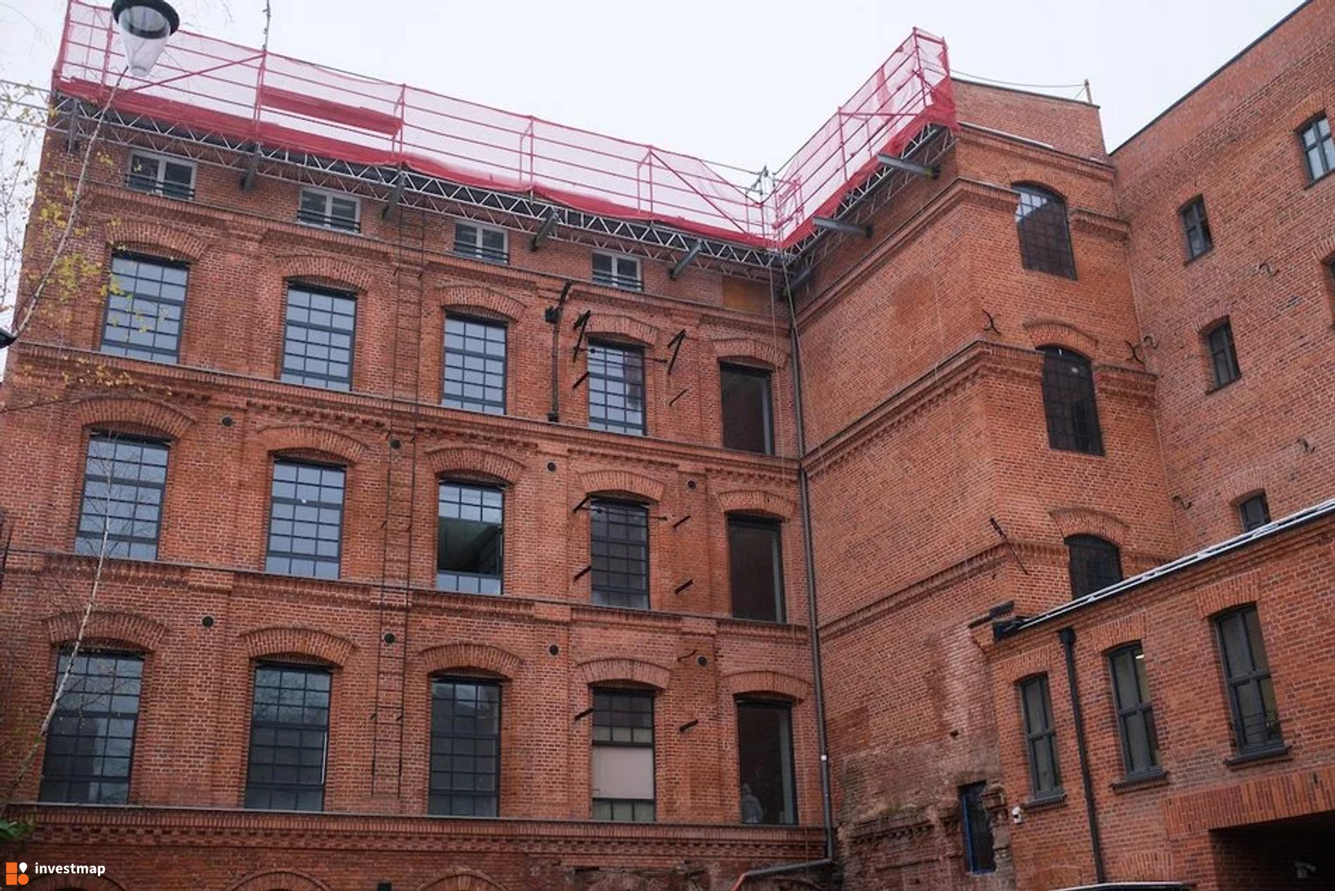 Kolejna stara, zabytkowa fabryka w Łodzi przechodzi rewitalizację 