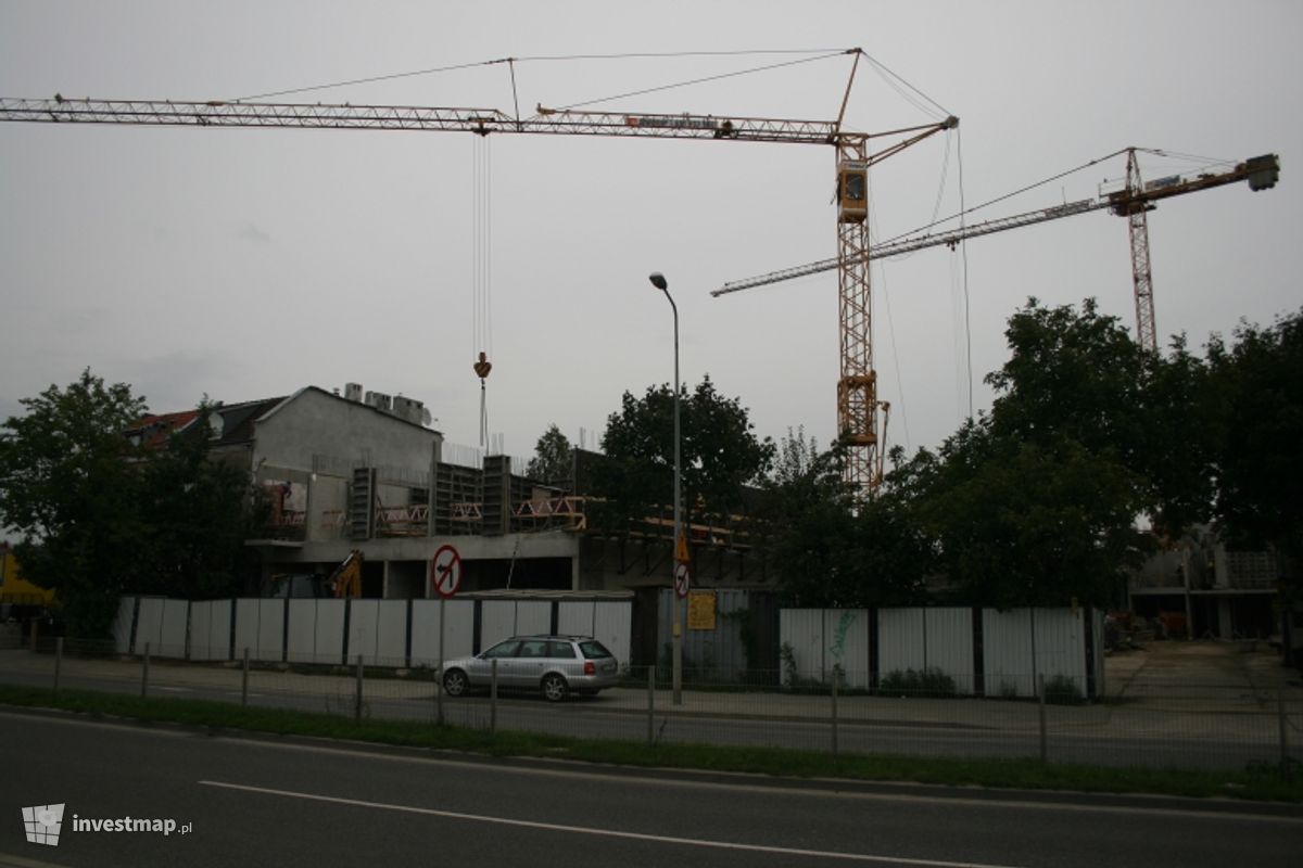 Zdjęcie [Wrocław-Krzyki] Budynek wielorodzinny, ul. Borowska 242 fot. Xyz 