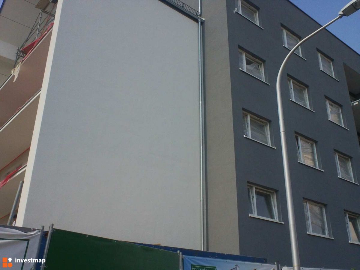 Zdjęcie [Wrocław] Budynek wielorodzinny "Trawowa" fot. Orzech 